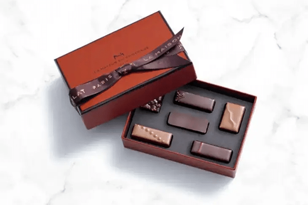 ラ・メゾン・デュ・ショコラ_アタンション 6粒入