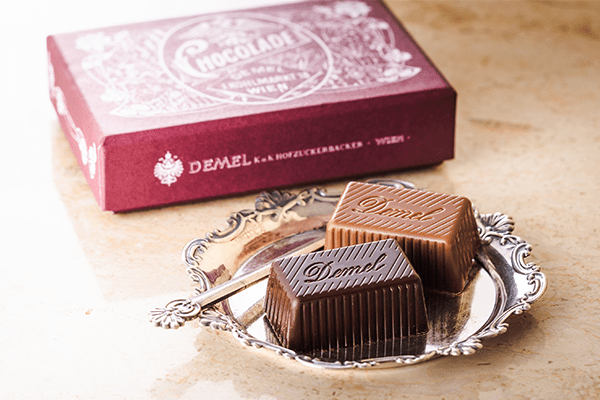 デメル ソリッドチョコレート 4粒入（2024）