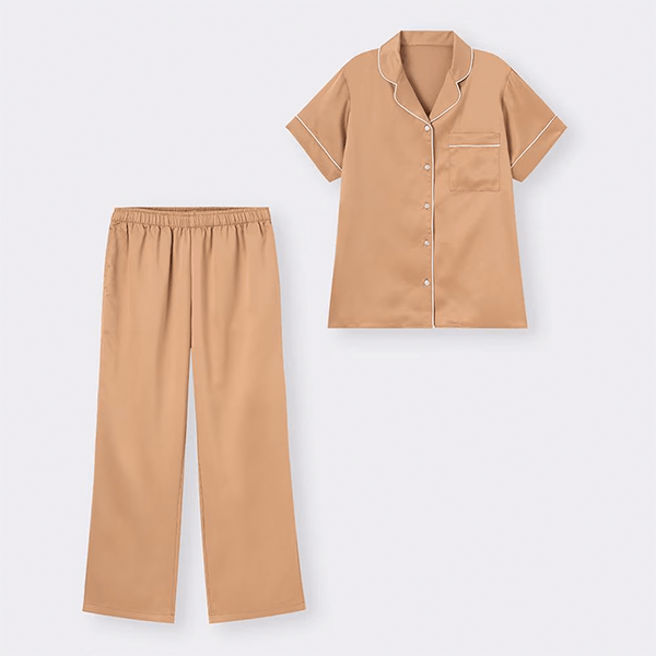 サテンパジャマ（半袖&ロングパンツ）+X／GU（ジーユー）